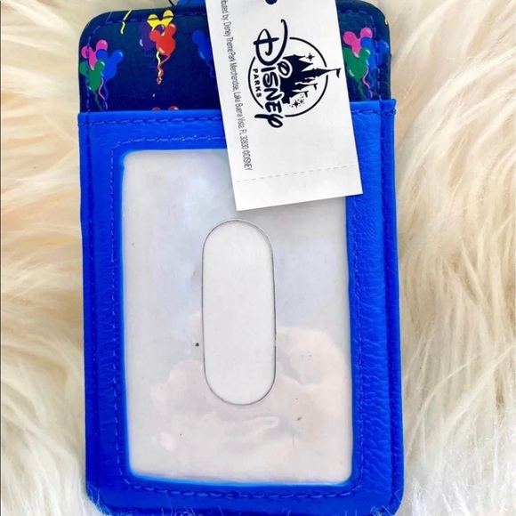 Mickey Balloon Cardholder - Picture 2 of 4